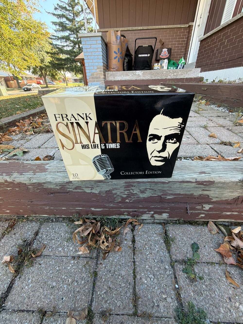 Frank Sinatra His Life And Times Collectors Edition VHS Box Set
